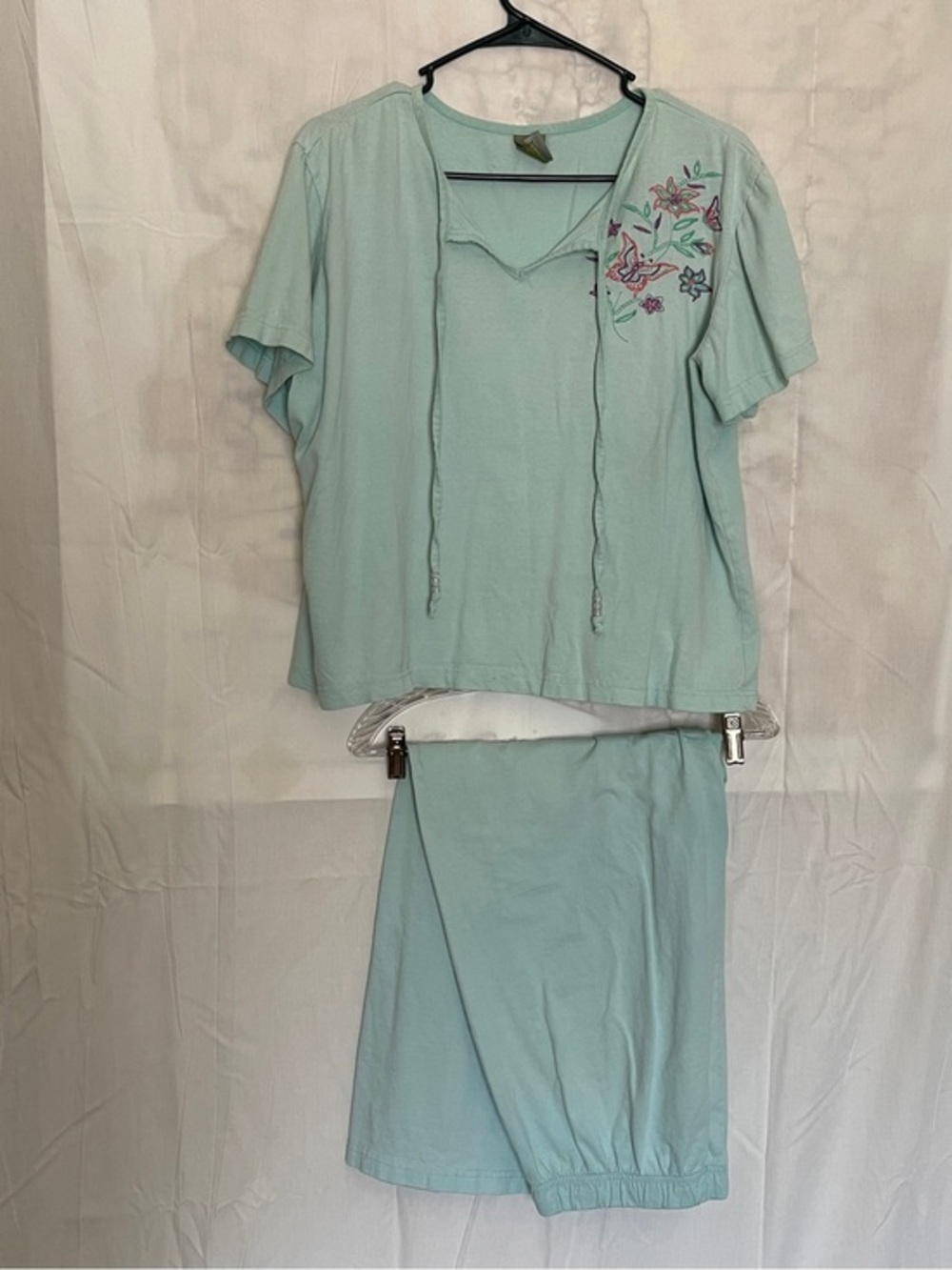 Nature of Being Embroidered Butterfly Pajama Two-Piece Set Sz XL